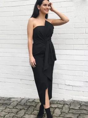 Chic Black Strapless Short Bridesmaid Dresses with Slit