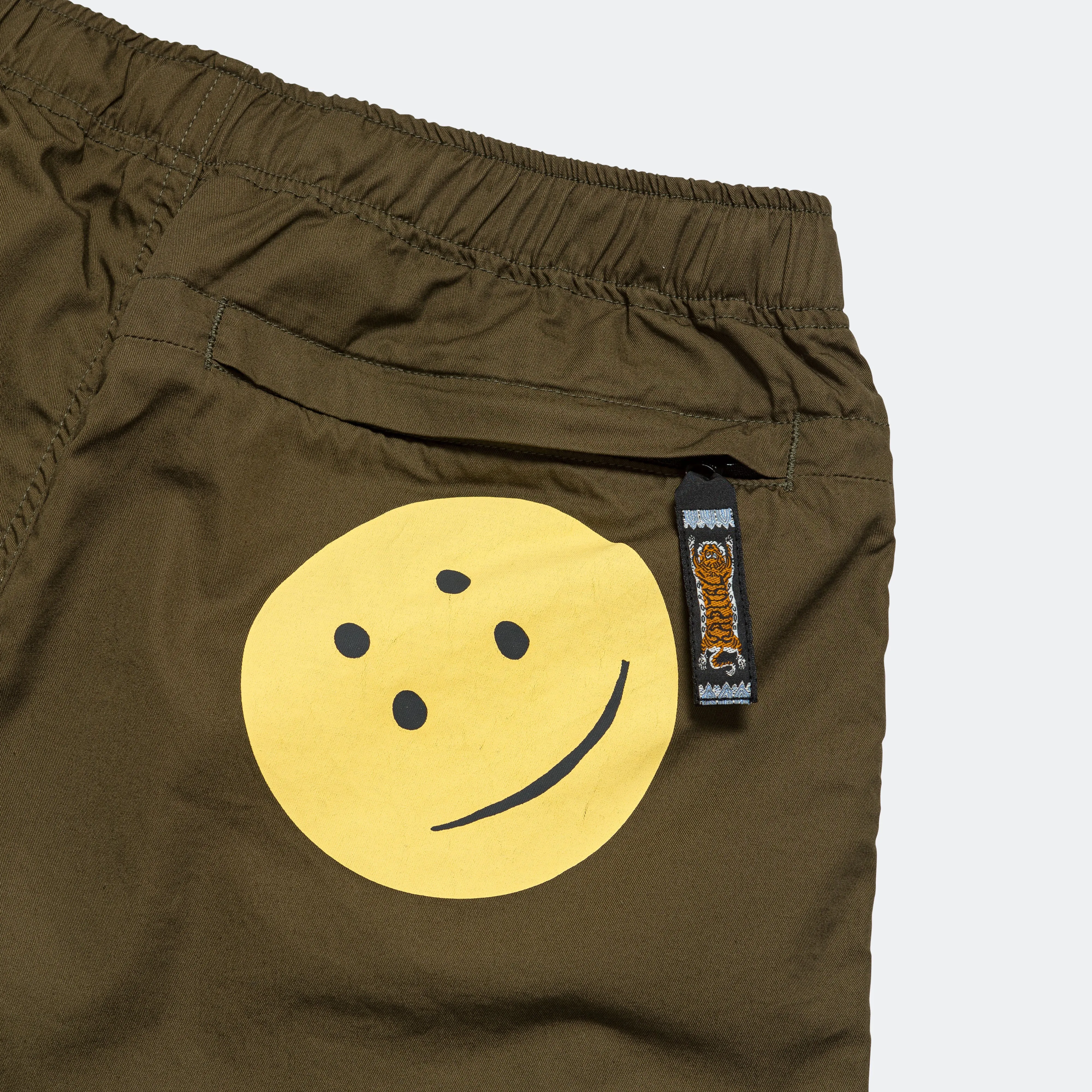 Combed Burberry EASY Shorts (RAINBOWY) - Khaki/Yellow