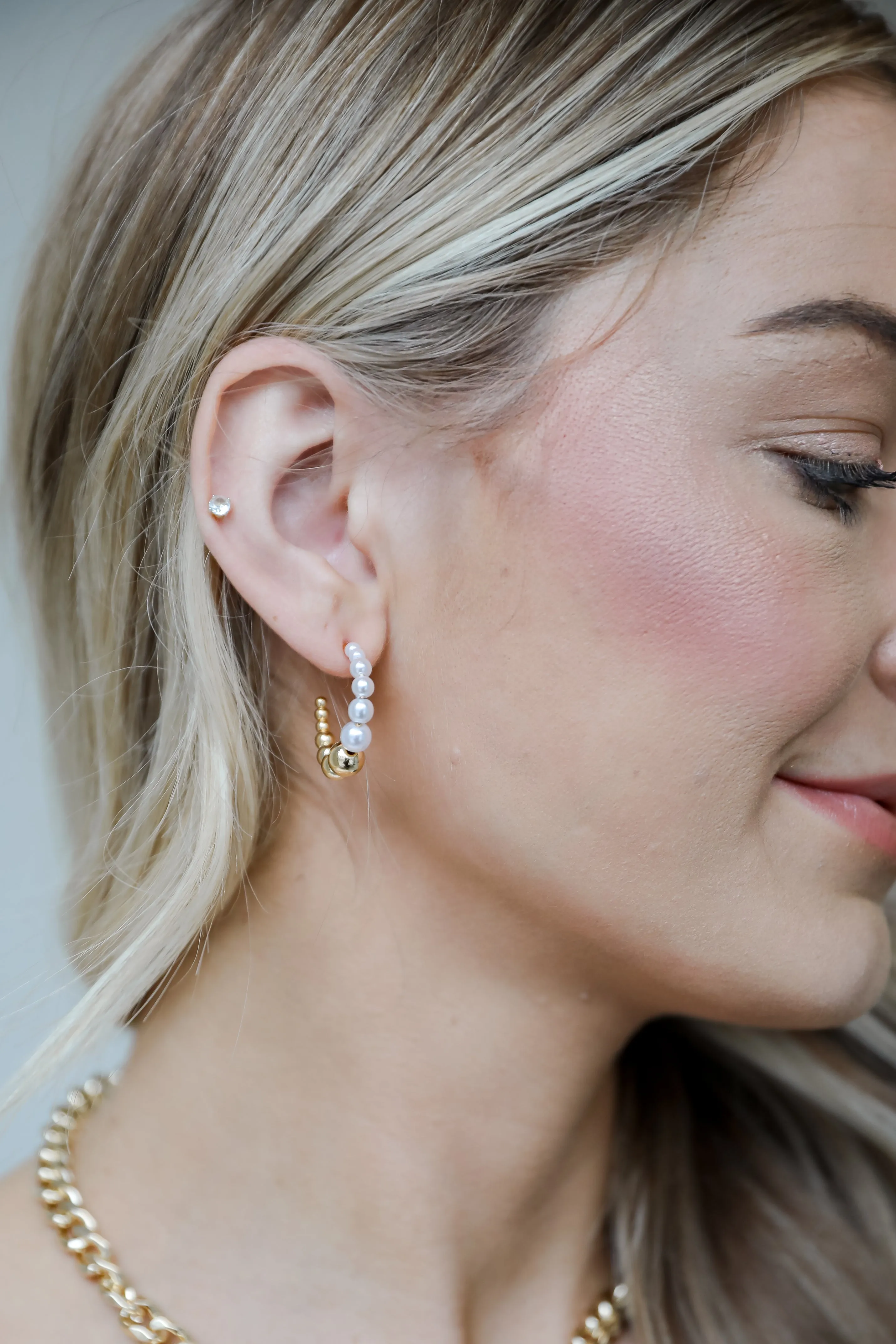 FINAL SALE - Zoey Gold Pearl Hoop Earrings